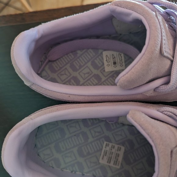 PUMA LAVENDER SUEDE INTERNATIONAL WOMENS DAY - Picture 5 of 6
